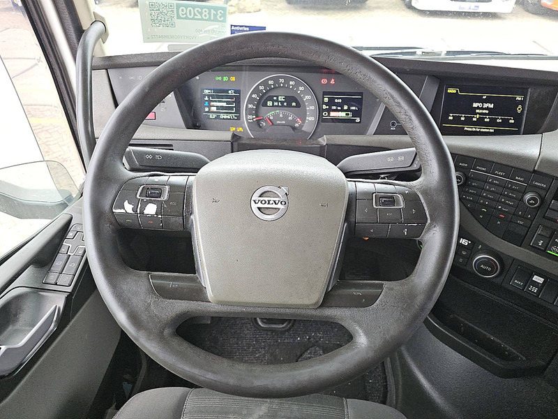 Leasing of Volvo FH 460 6X2 LAMBERET COMBI Volvo FH 460 6X2 LAMBERET COMBI: picture 14