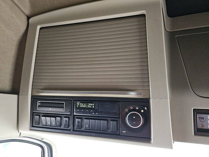 Leasing of Volvo FH 460 6X2 LAMBERET COMBI Volvo FH 460 6X2 LAMBERET COMBI: picture 13