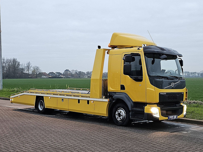 Volvo FL 210.12 - Autotransporter truck: picture 5 Volvo FL 210.12 - Autotransporter truck: picture 5