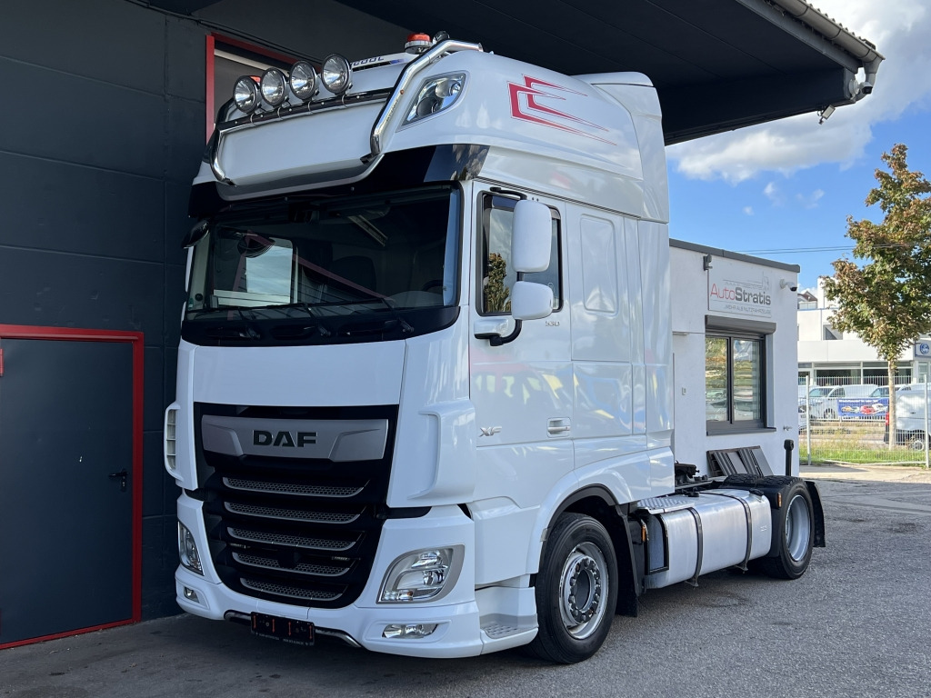Tractor unit Daf XF 530 SuperSpaceCab Klima+Standklima Retarder: picture 8