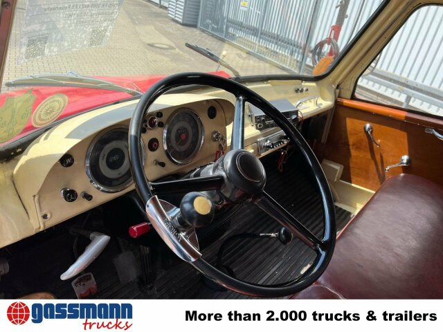 Ford FK 2500 4x2 LF8 Feuerwehr - Fire truck: picture 2 Ford FK 2500 4x2 LF8 Feuerwehr - Fire truck: picture 2