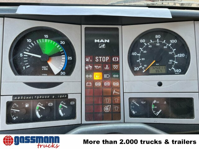 MAN 10.224 LC 4x2 BB Doka, LHF 16/12, 6-Zylinder - Fire truck: picture 5 MAN 10.224 LC 4x2 BB Doka, LHF 16/12, 6-Zylinder - Fire truck: picture 5