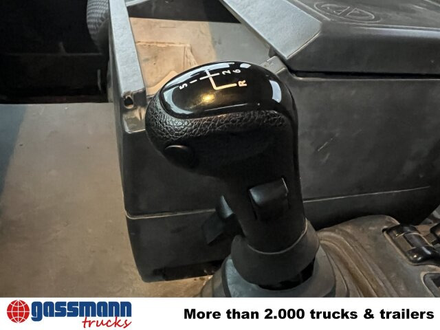 MAN TGA 35.360 8X4 BB, Betonmischer Karrena 10m³ - Concrete mixer truck: picture 3 MAN TGA 35.360 8X4 BB, Betonmischer Karrena 10m³ - Concrete mixer truck: picture 3