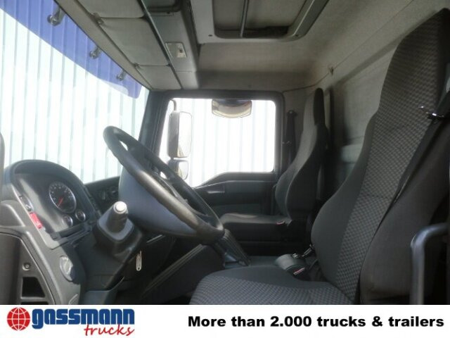 MAN TGL 8.210 BL 4x2 - Curtainsider truck: picture 2 MAN TGL 8.210 BL 4x2 - Curtainsider truck: picture 2