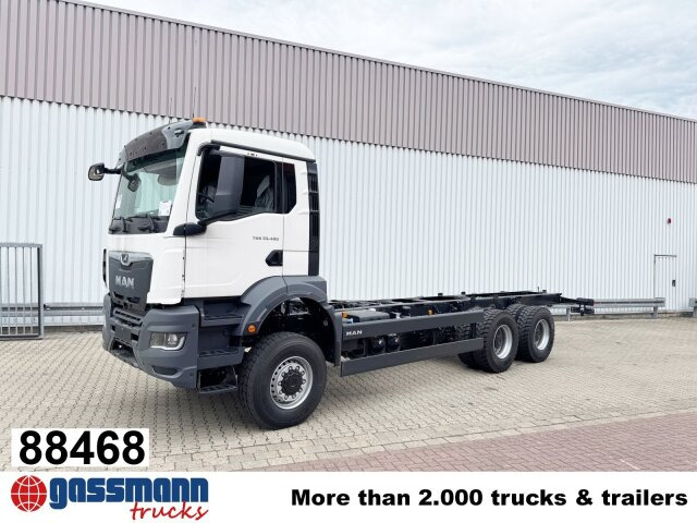 MAN TGS 33.480 6x6 BB CH, Hohe Bauart, Nebenantrieb - Cab chassis truck: picture 1 MAN TGS 33.480 6x6 BB CH, Hohe Bauart, Nebenantrieb - Cab chassis truck: picture 1