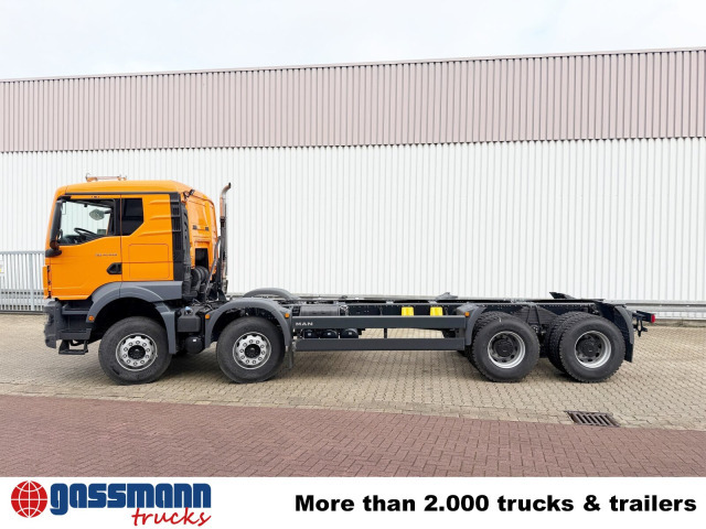 MAN TGS 41.440 8x4 BB CH, Retarder, MEHRFACH - Cab chassis truck: picture 2 MAN TGS 41.440 8x4 BB CH, Retarder, MEHRFACH - Cab chassis truck: picture 2