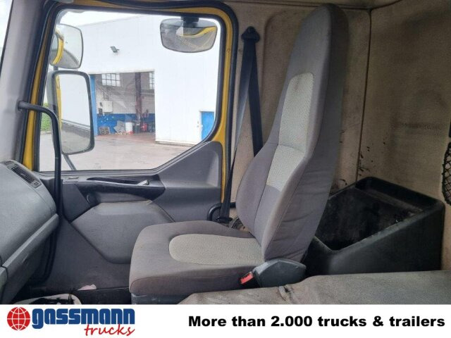 Renault Kerax 380.26 6x4, Bordmatik links - Tipper: picture 3 Renault Kerax 380.26 6x4, Bordmatik links - Tipper: picture 3