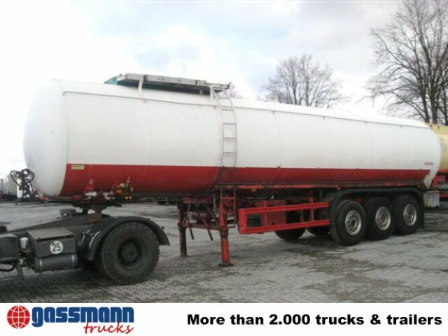 Schmitz Cargobull Stahltank - Tank semi-trailer: picture 2 Schmitz Cargobull Stahltank - Tank semi-trailer: picture 2
