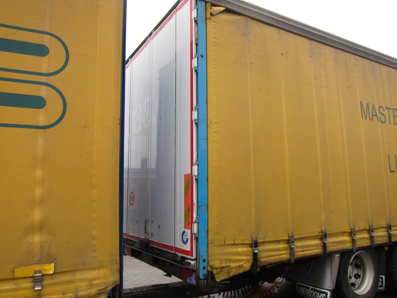 Scania R 420 B Topline 6X2 komplettzug 115m3 Retarder - Curtainsider truck: picture 5 Scania R 420 B Topline 6X2 komplettzug 115m3 Retarder - Curtainsider truck: picture 5