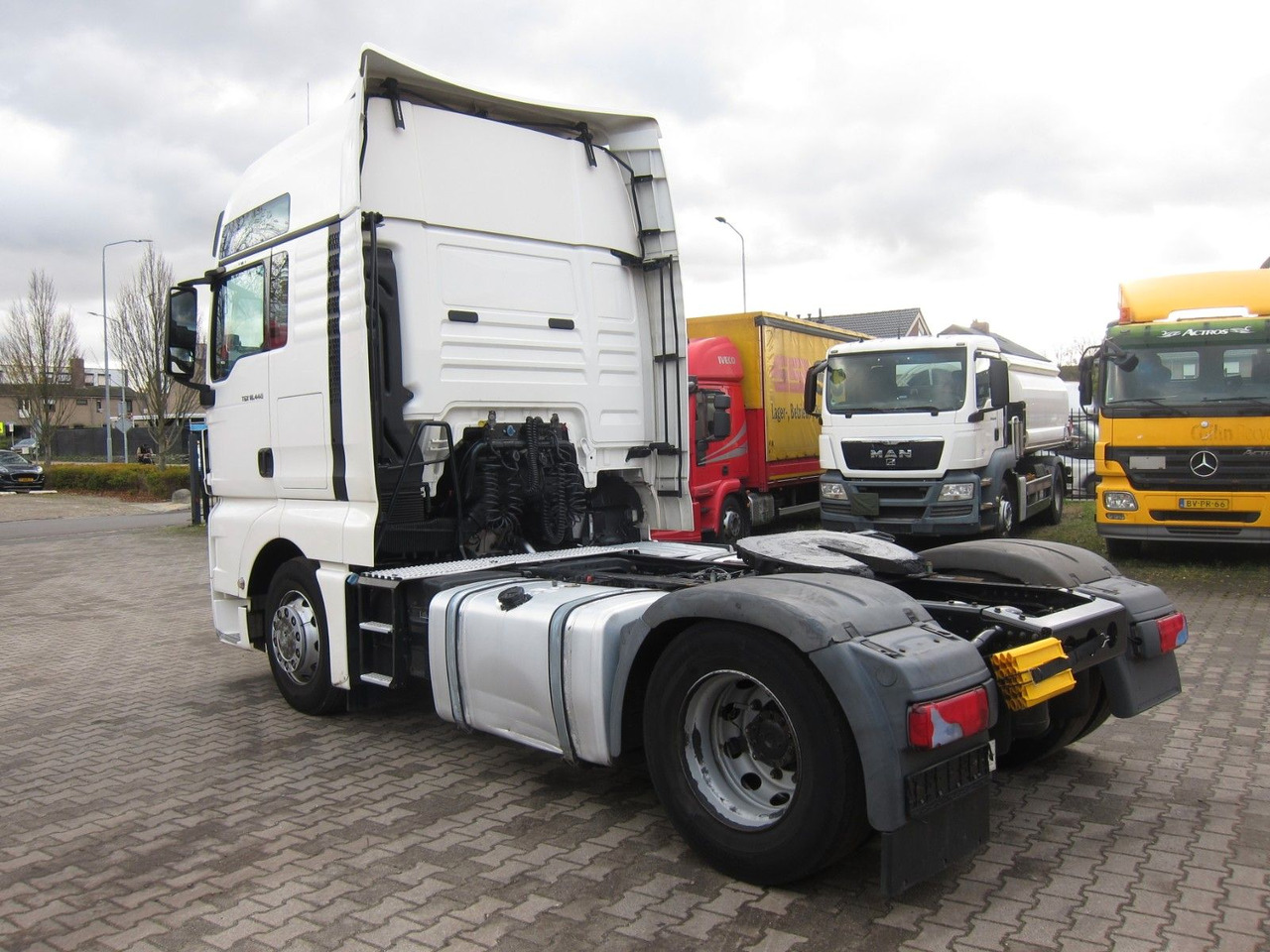 MAN TGX 18 440 XXL Retarder 730tkm 2xTank - Tractor unit: picture 4 MAN TGX 18 440 XXL Retarder 730tkm 2xTank - Tractor unit: picture 4