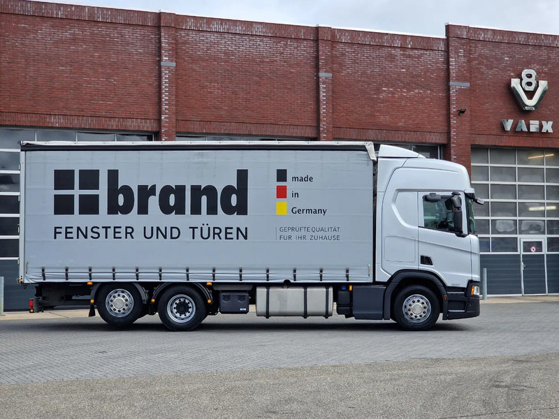 Curtainsider truck Scania R410 Highline 6x2 - Curtain sider - Retarder - Night clima - Forklift connection: picture 11