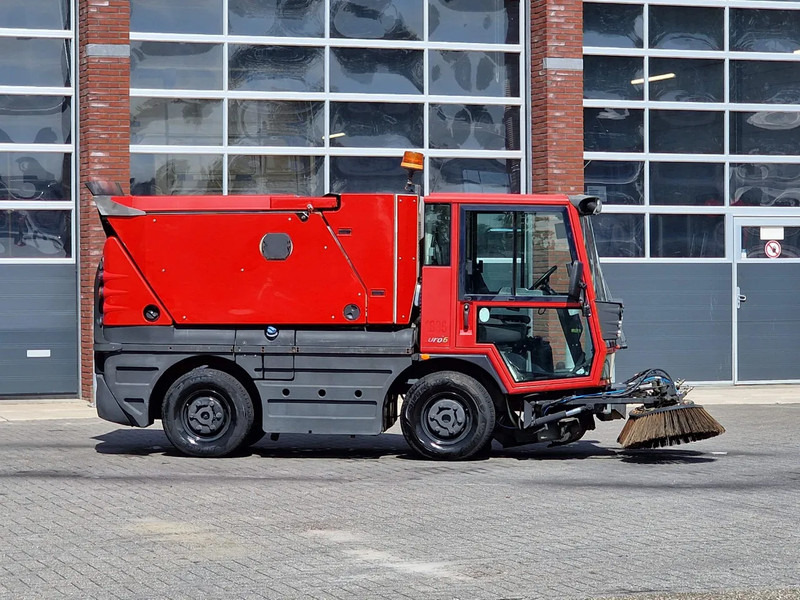 Road sweeper Schmidt Swingo 200 + - 4 wheel steering - Dutch Registration: picture 8