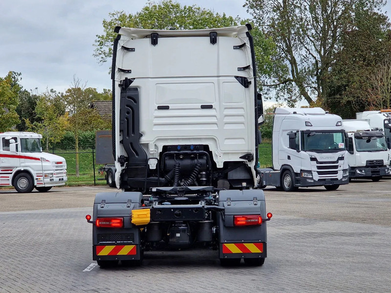New Tractor unit MAN TGX 18.540 GX - New - Retarder - Night clima - Alcoa - Show truck - Lightbar -: picture 6 New Tractor unit MAN TGX 18.540 GX - New - Retarder - Night clima - Alcoa - Show truck - Lightbar -: picture 6