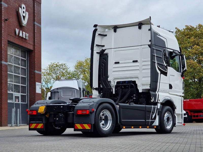 New Tractor unit MAN TGX 18.540 GX - New - Retarder - Night clima - Alcoa - Show truck - Lightbar -: picture 7 New Tractor unit MAN TGX 18.540 GX - New - Retarder - Night clima - Alcoa - Show truck - Lightbar -: picture 7