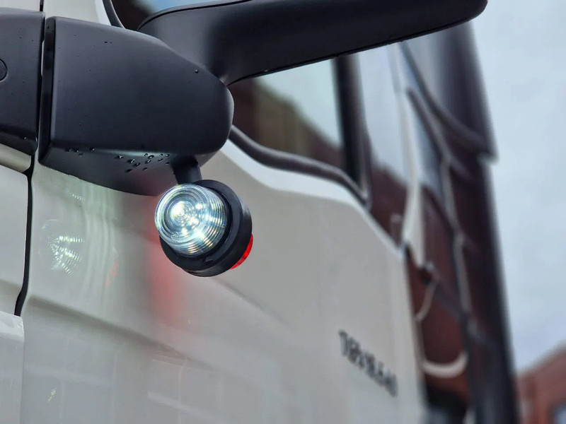 New Tractor unit MAN TGX 18.540 GX - New - Retarder - Night clima - Alcoa - Show truck - Lightbar -: picture 16 New Tractor unit MAN TGX 18.540 GX - New - Retarder - Night clima - Alcoa - Show truck - Lightbar -: picture 16