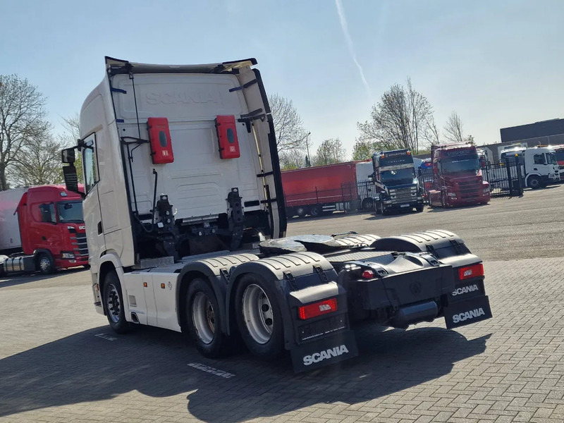 Scania S580 V8 NGS Highline 6x2 - Retarder - Full air - 3.15 WB - Navi - Led - Tractor unit: picture 5 Scania S580 V8 NGS Highline 6x2 - Retarder - Full air - 3.15 WB - Navi - Led - Tractor unit: picture 5