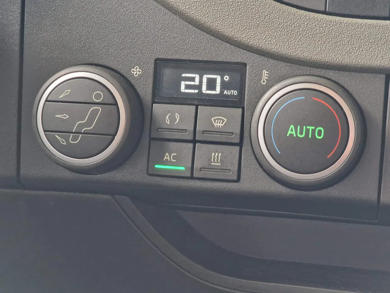 Tractor unit Volvo FH 13.500 Globetrotter 6x2 - PTO/Hydraulic - Full air - Low KM - 3.20 WB: picture 16