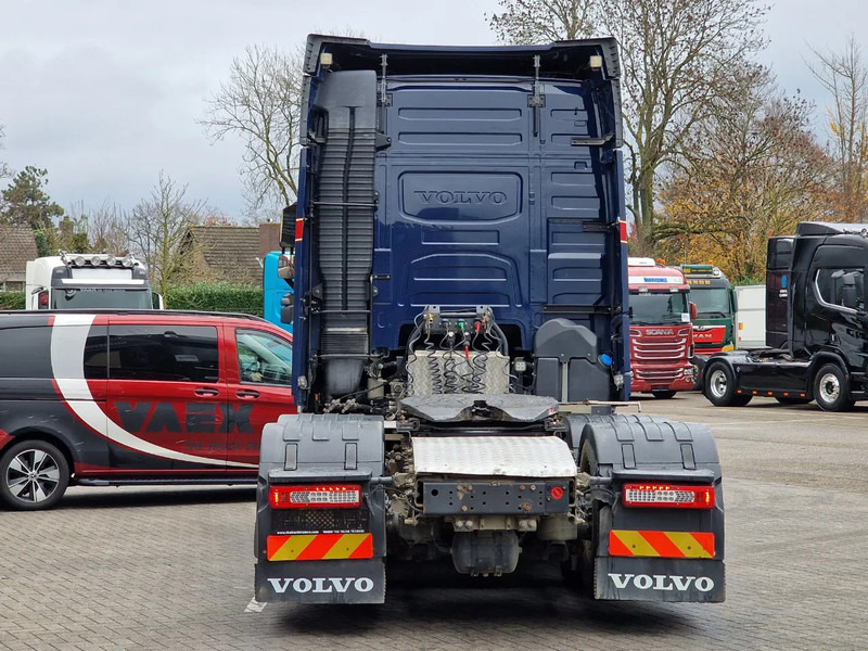 Tractor unit Volvo FH 13.500 Globetrotter 6x2 - PTO/Hydraulic - Full air - Low KM - 3.20 WB: picture 6