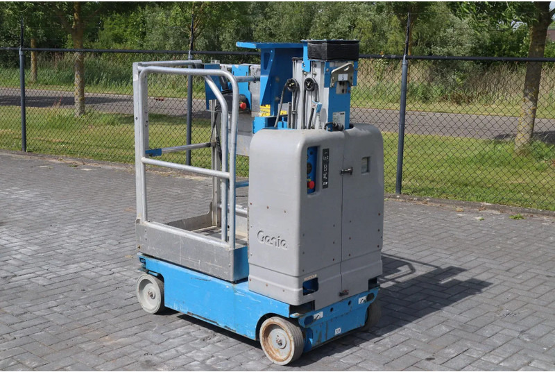 Genie GR-12 | 5.45 METER | 227 KG | MULTIPLE UNITS - Telescopic boom: picture 3 Genie GR-12 | 5.45 METER | 227 KG | MULTIPLE UNITS - Telescopic boom: picture 3