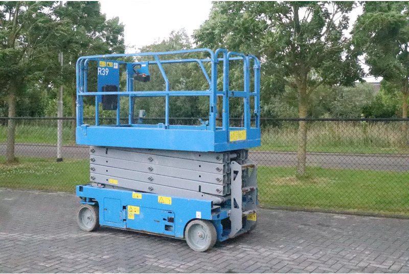 Genie GS-3246 | 12 METER | 318 KG - Scissor lift: picture 2 Genie GS-3246 | 12 METER | 318 KG - Scissor lift: picture 2
