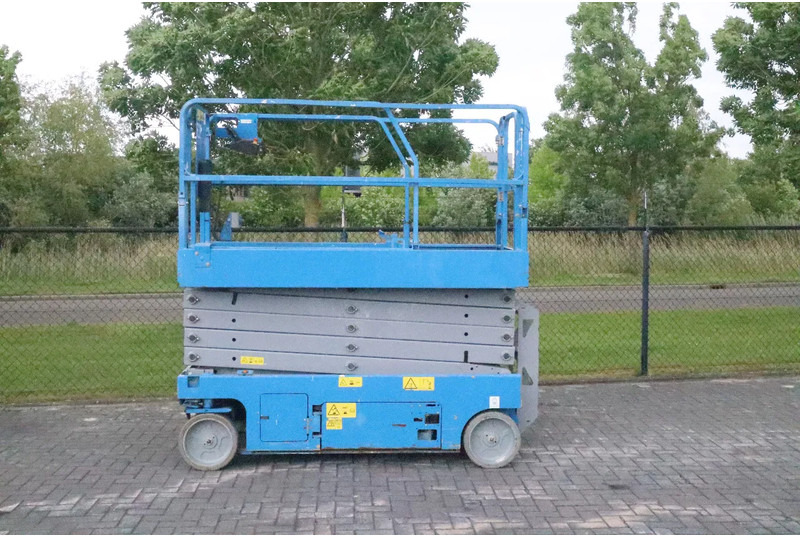 Genie GS-3246 | 12 METER | 318 KG - Scissor lift: picture 1 Genie GS-3246 | 12 METER | 318 KG - Scissor lift: picture 1