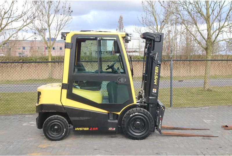 Hyster H2.5 A | BOOM SUSPENSION | SIDESHIFT | FORK EXTENTIONS | FORK POSITIONERS - Diesel forklift: picture 4 Hyster H2.5 A | BOOM SUSPENSION | SIDESHIFT | FORK EXTENTIONS | FORK POSITIONERS - Diesel forklift: picture 4