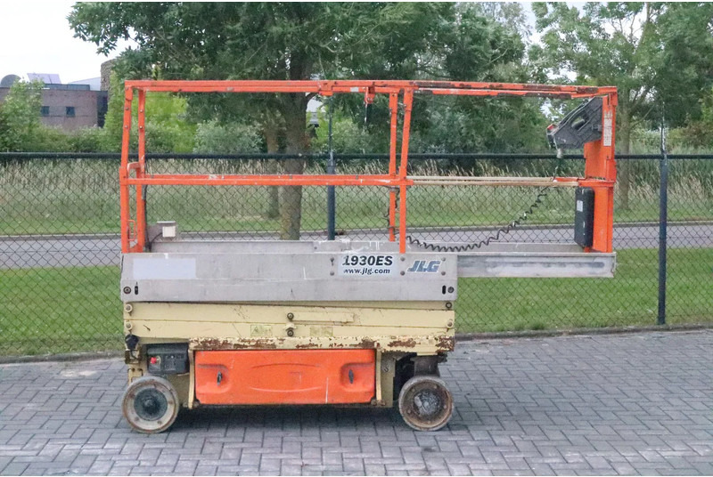 JLG 1930 ES | 7.7 METER | 230 KG - Scissor lift: picture 4 JLG 1930 ES | 7.7 METER | 230 KG - Scissor lift: picture 4