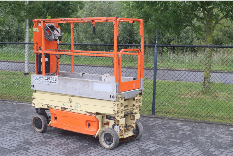 JLG 1930 ES | 7.7 METER | 230 KG - Scissor lift: picture 3 JLG 1930 ES | 7.7 METER | 230 KG - Scissor lift: picture 3