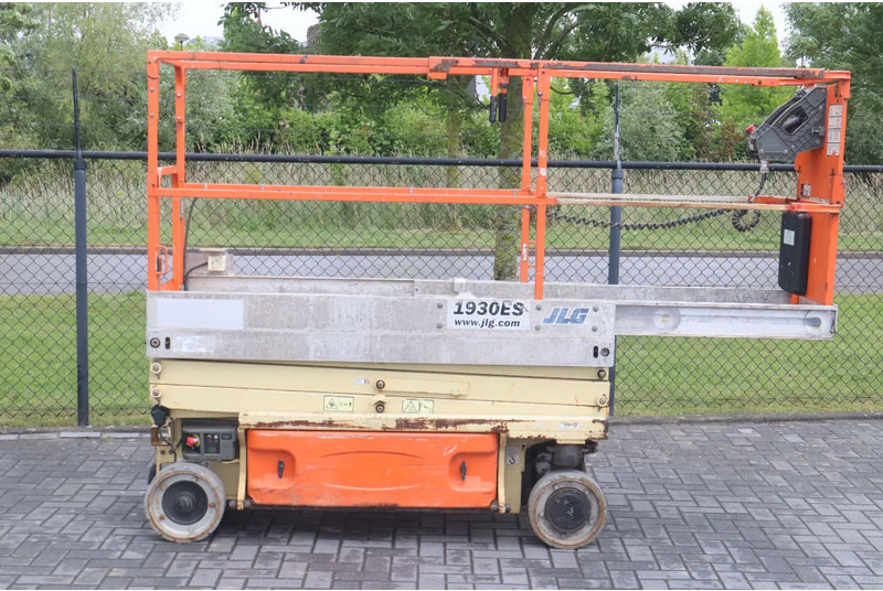 JLG 1930 ES | 7.7 METER | 230 KG - Scissor lift: picture 4 JLG 1930 ES | 7.7 METER | 230 KG - Scissor lift: picture 4
