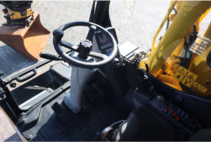 Wheel excavator Komatsu PW160-11 | ENGCON TILTROTATOR | BUCKET | TRAILER HYDR.: picture 16