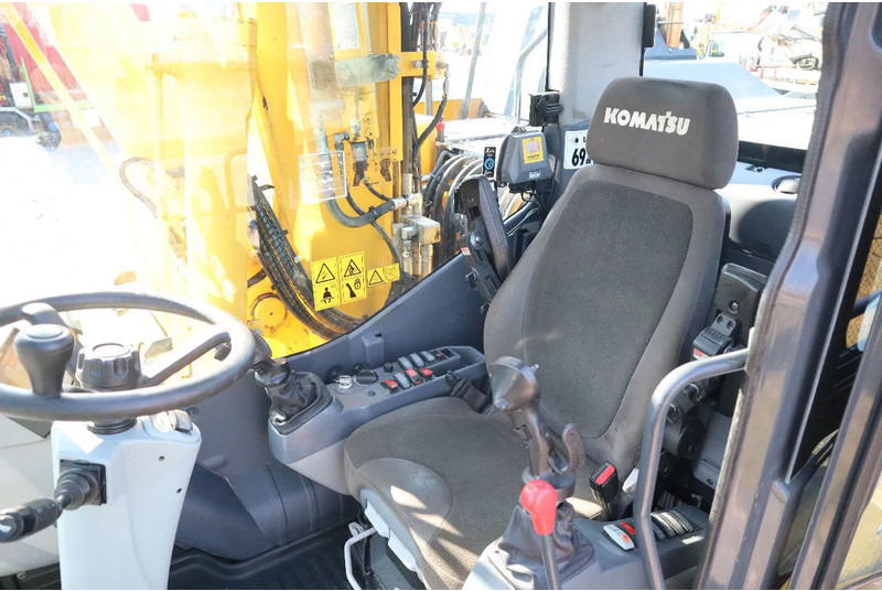 Wheel excavator Komatsu PW160-11 | ENGCON TILTROTATOR | BUCKET | TRAILER HYDR.: picture 15