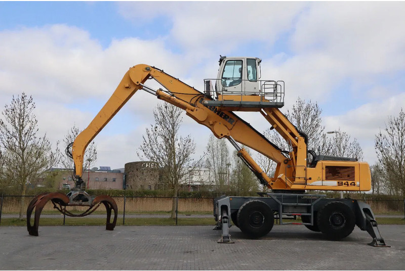 Liebherr A944 C HD | LOG GRAPPLE | HOLZGREIFER | TIMBER - Waste/ Industry handler: picture 1 Liebherr A944 C HD | LOG GRAPPLE | HOLZGREIFER | TIMBER - Waste/ Industry handler: picture 1