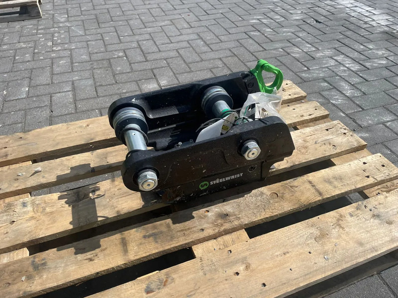 STEELWRIST QC S40 FPL | QUICK COUPLER | 2 - 6 TON | NEW / UNUSED - Demolition shears for Construction machinery: picture 3 STEELWRIST QC S40 FPL | QUICK COUPLER | 2 - 6 TON | NEW / UNUSED - Demolition shears for Construction machinery: picture 3