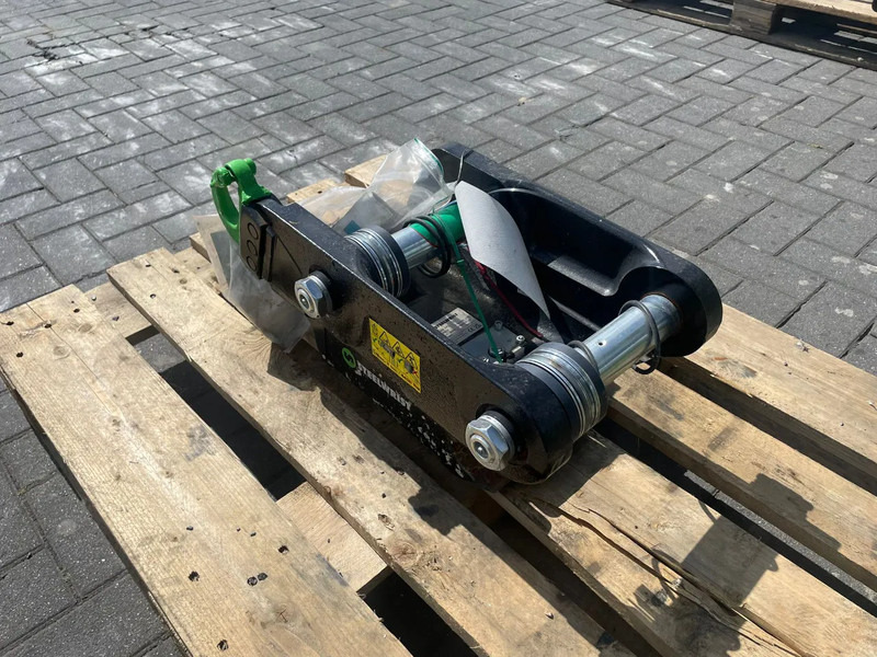 STEELWRIST QC S40 FPL | QUICK COUPLER | 2 - 6 TON | NEW / UNUSED - Demolition shears for Construction machinery: picture 4 STEELWRIST QC S40 FPL | QUICK COUPLER | 2 - 6 TON | NEW / UNUSED - Demolition shears for Construction machinery: picture 4