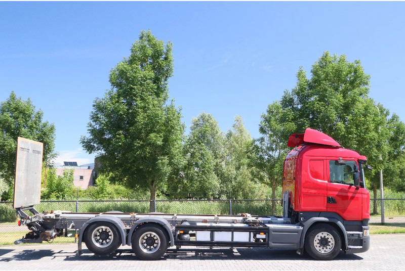 Scania R580 V8 | 6X2 | BDF | RETARDER | TAILLIFT | EURO 6 - Container transporter/ Swap body truck: picture 4 Scania R580 V8 | 6X2 | BDF | RETARDER | TAILLIFT | EURO 6 - Container transporter/ Swap body truck: picture 4