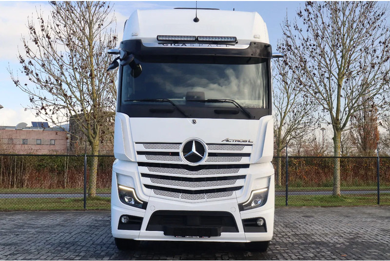 Mercedes-Benz Actros 2553 | 6X2 | FULL AIR | RETARDER | 33.000 KM! | EURO 6 - Tractor unit: picture 2 Mercedes-Benz Actros 2553 | 6X2 | FULL AIR | RETARDER | 33.000 KM! | EURO 6 - Tractor unit: picture 2