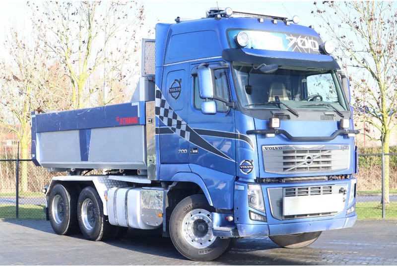 Volvo FH 16.700 | TRACTOR & TIPPER | RETARDER | BIG AXLES | EURO 5 - Tipper: picture 3 Volvo FH 16.700 | TRACTOR & TIPPER | RETARDER | BIG AXLES | EURO 5 - Tipper: picture 3