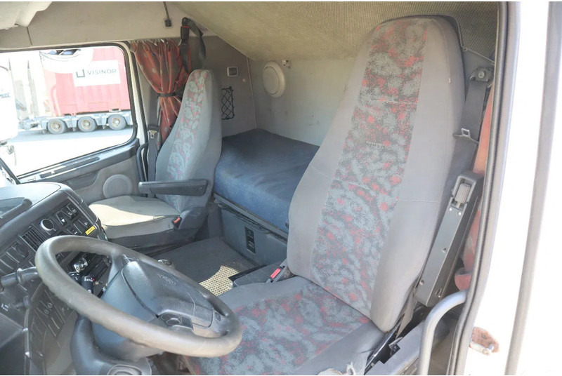 Cab chassis truck Volvo FH 460 | 6X2 | MANUAL | BDF | RETARDER | EURO 3: picture 12