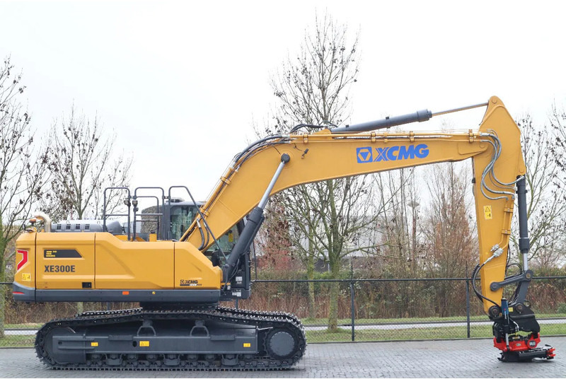 XCMG XE300E | ROTOTILT R8 | CE | CUMMINS STAGE V | EC300 | SY305 | 330 - Crawler excavator: picture 4 XCMG XE300E | ROTOTILT R8 | CE | CUMMINS STAGE V | EC300 | SY305 | 330 - Crawler excavator: picture 4