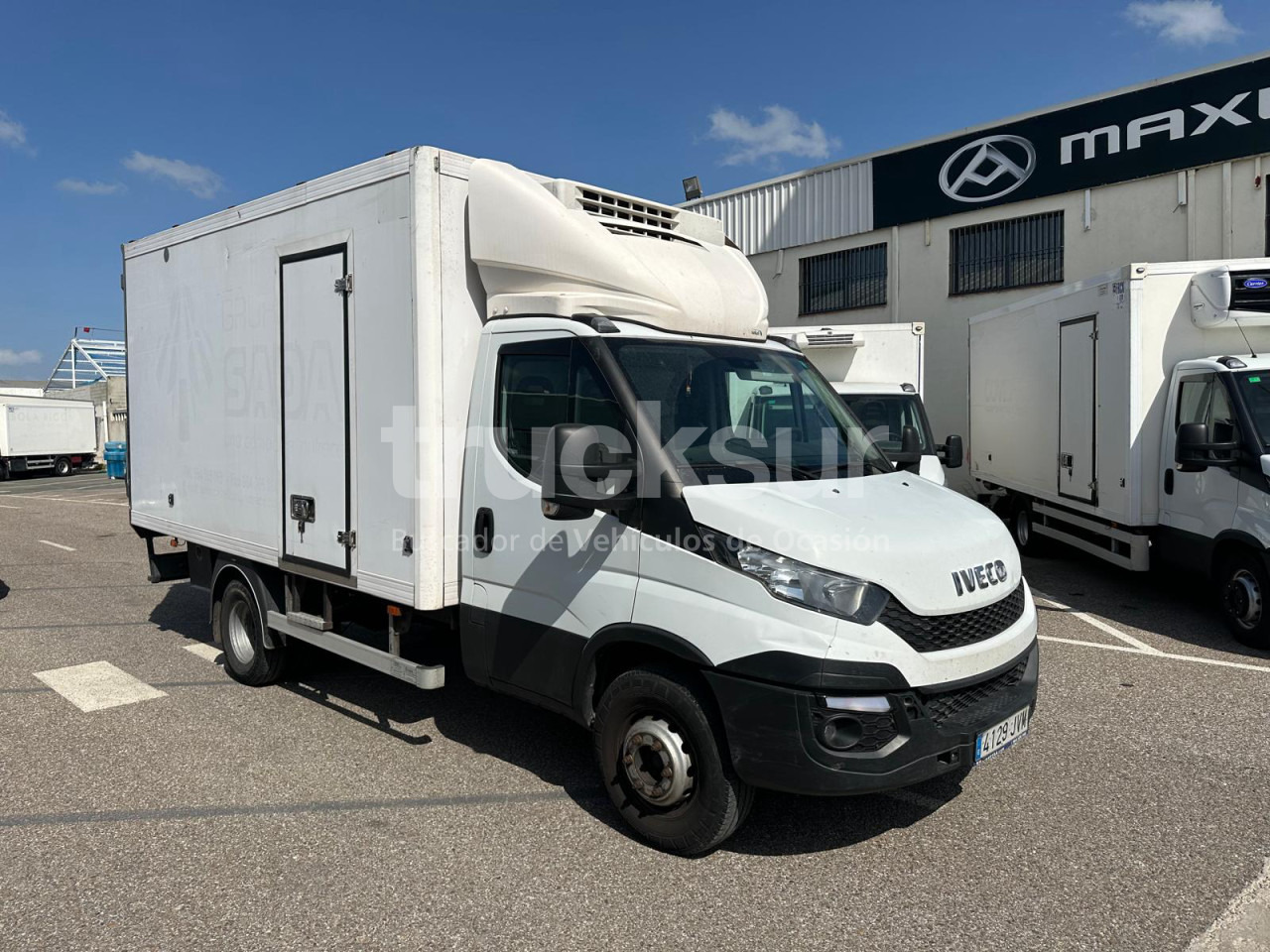 IVECO 70C15 THK - Box truck: picture 1 IVECO 70C15 THK - Box truck: picture 1
