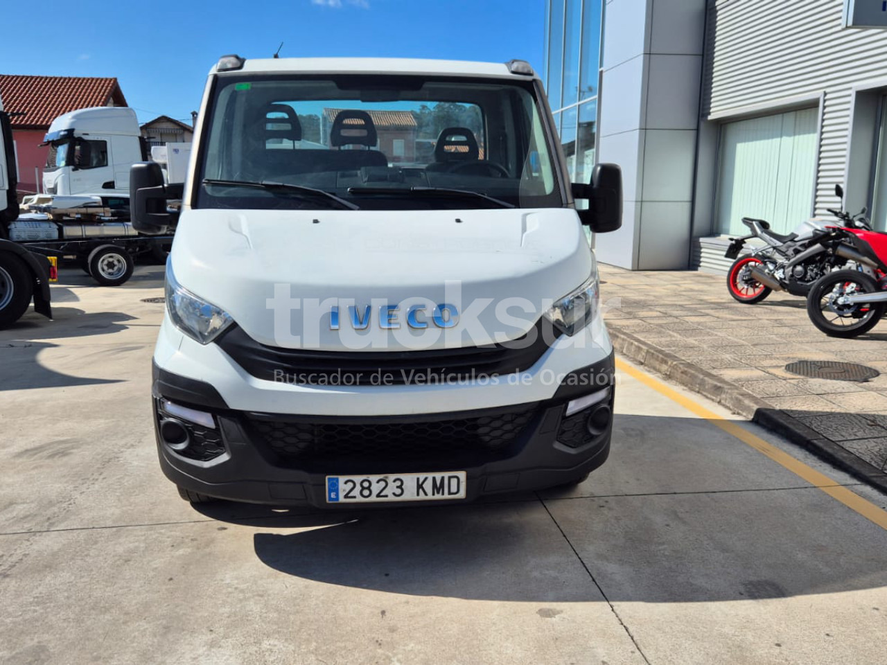 IVECO DAILY 35C15 - Cab chassis truck: picture 5 IVECO DAILY 35C15 - Cab chassis truck: picture 5