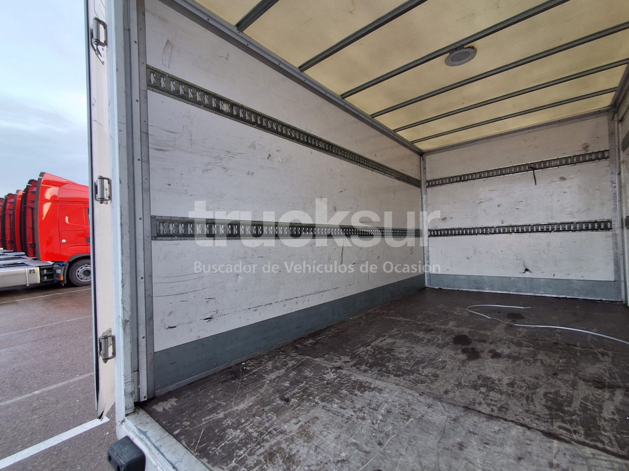 Box van IVECO DAILY 35C16 GV: picture 7