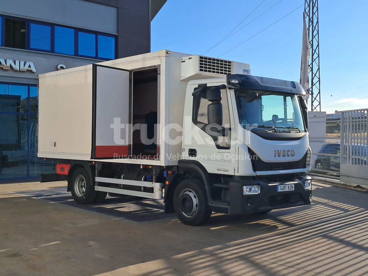 IVECO EUROCARGO FRC-X - Refrigerator truck: picture 2 IVECO EUROCARGO FRC-X - Refrigerator truck: picture 2