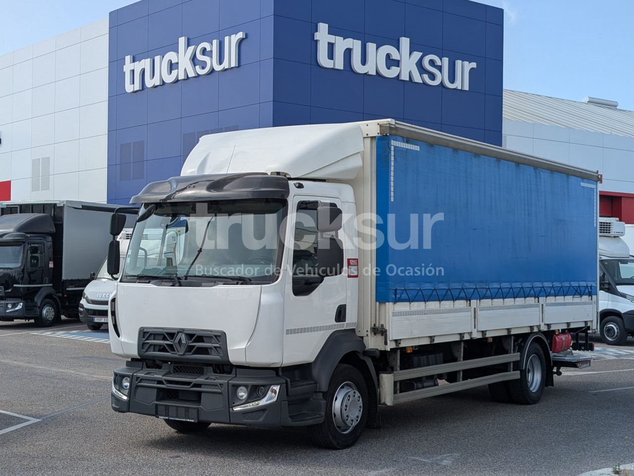 RENAULT D240.12 - Curtainsider truck: picture 1 RENAULT D240.12 - Curtainsider truck: picture 1