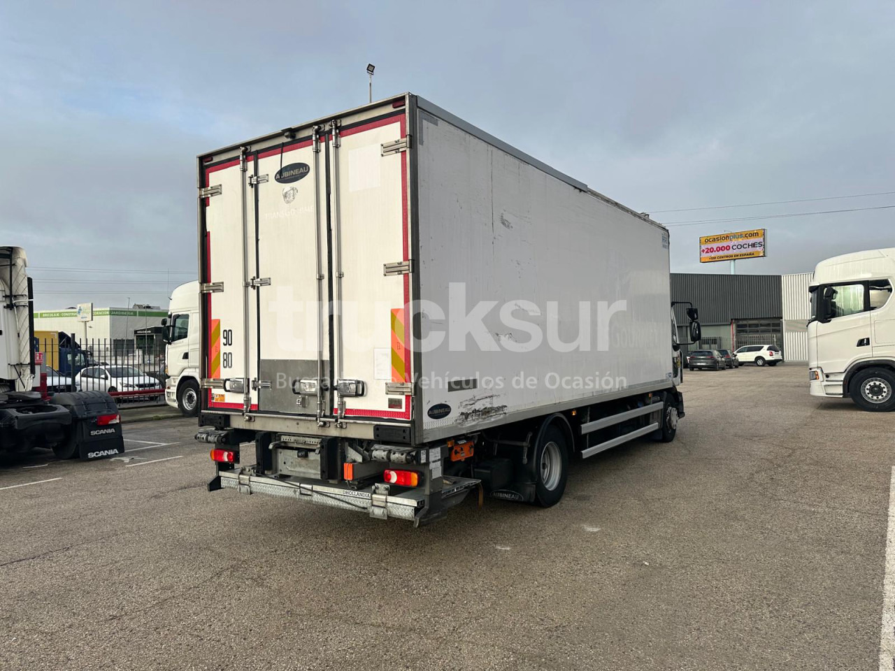 RENAULT D240.16 - Refrigerator truck: picture 3 RENAULT D240.16 - Refrigerator truck: picture 3