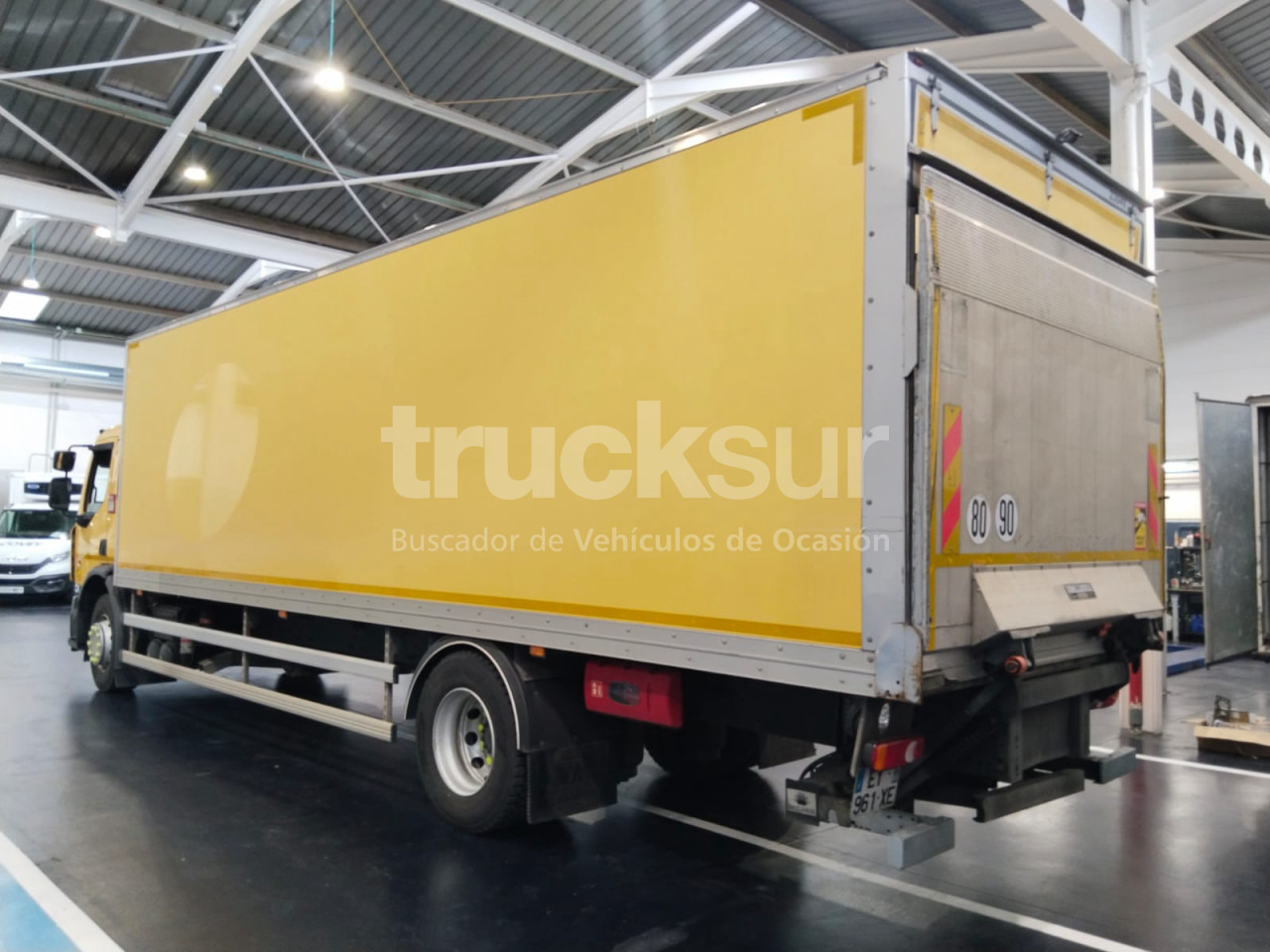 RENAULT D280.18 - Box truck: picture 3 RENAULT D280.18 - Box truck: picture 3
