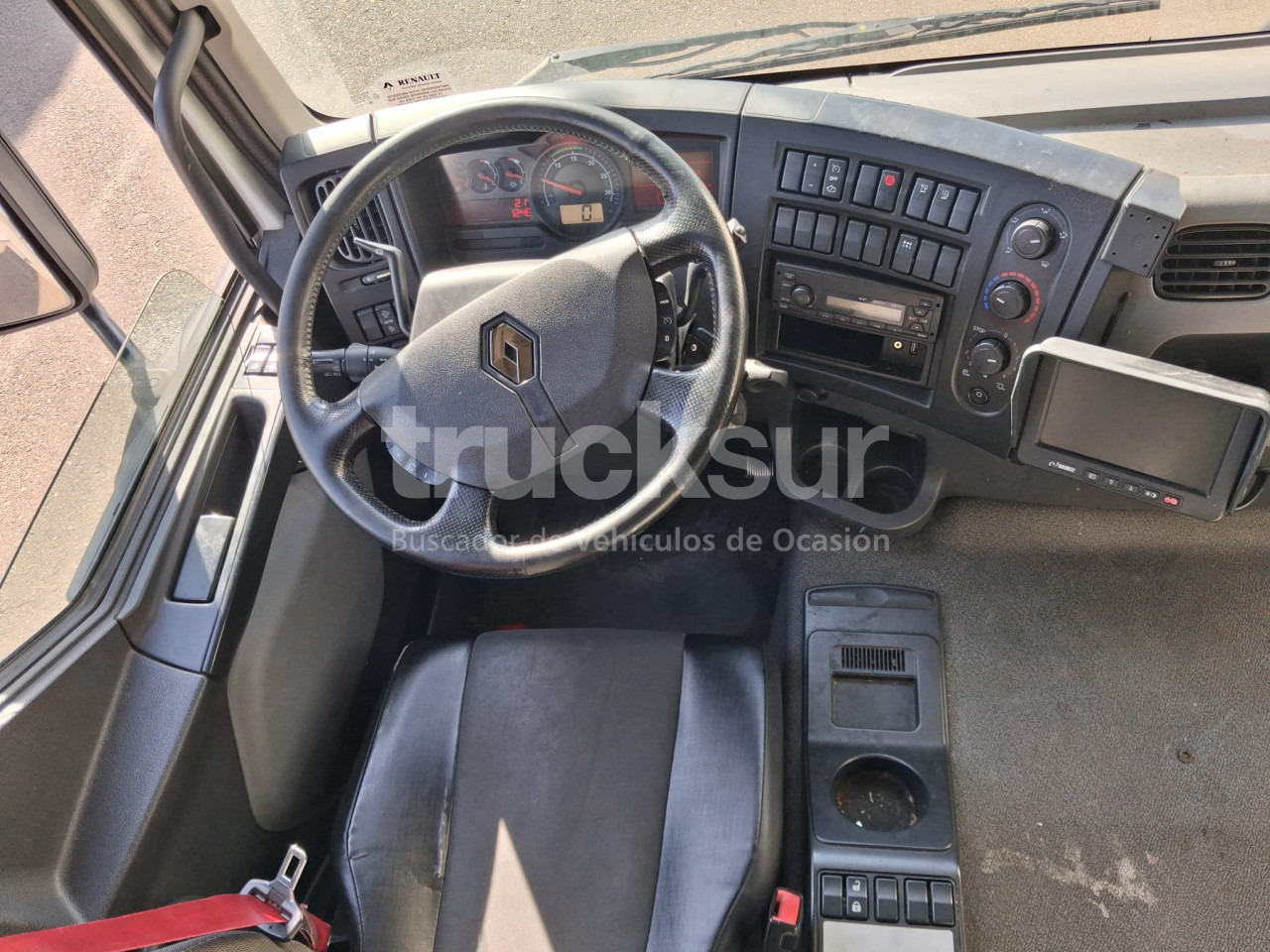 RENAULT D280.18 - Refrigerator truck: picture 5 RENAULT D280.18 - Refrigerator truck: picture 5