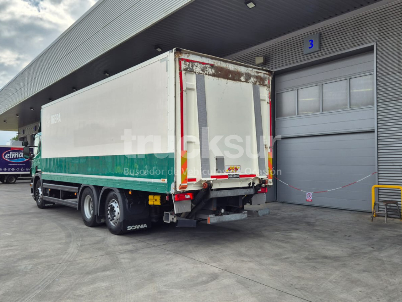 SCANIA P320.26 ejes 6x2*4 - Curtainsider truck: picture 5 SCANIA P320.26 ejes 6x2*4 - Curtainsider truck: picture 5