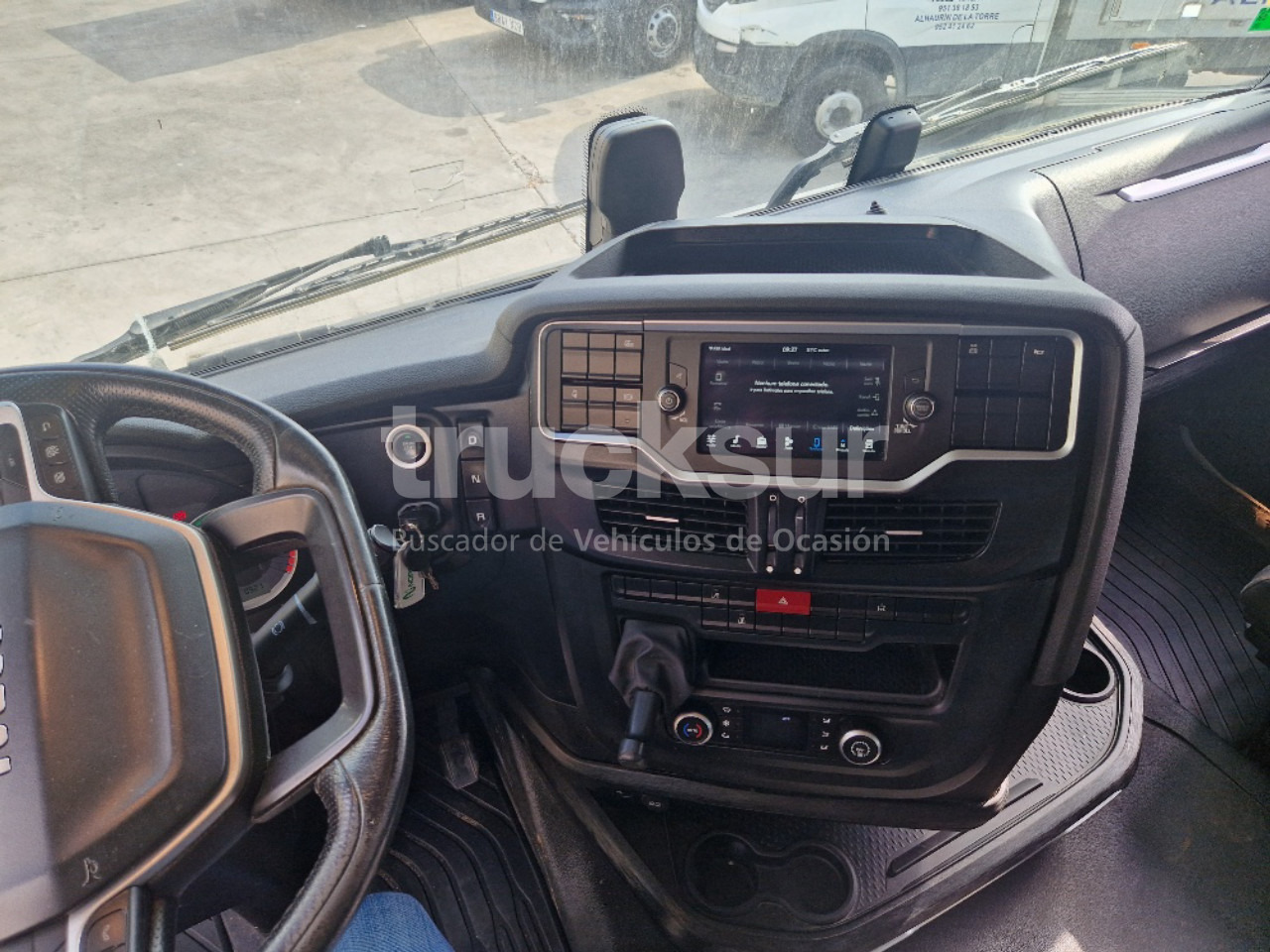 Tractor unit IVECO S-WAY AS440S51T/P: picture 8