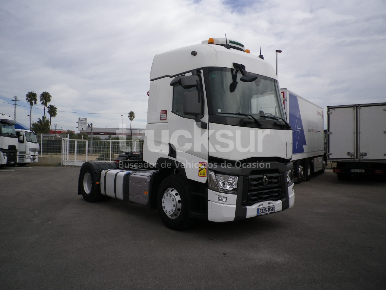 RENAULT T440 SLEEPER CAB - Tractor unit: picture 2 RENAULT T440 SLEEPER CAB - Tractor unit: picture 2